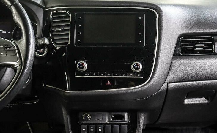 Mitsubishi Outlander - Фото 12