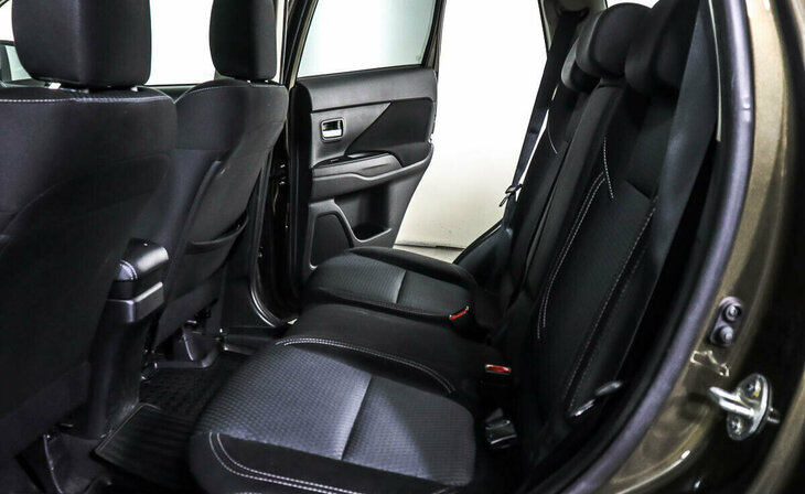 Mitsubishi Outlander - Фото 15