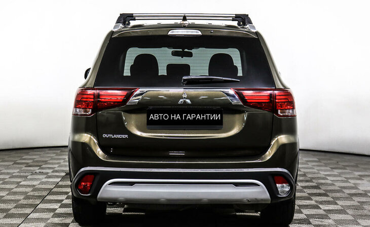 Mitsubishi Outlander - Фото 4