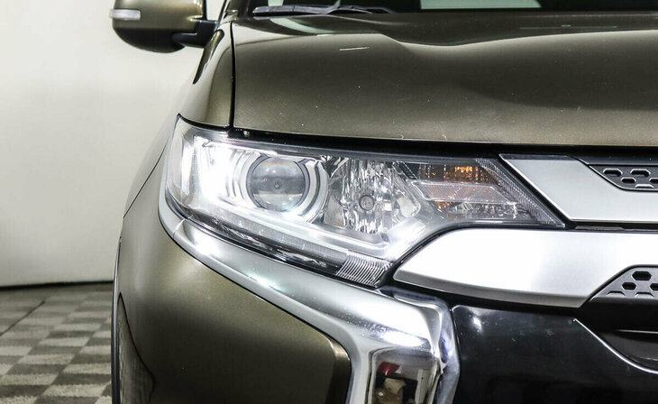 Mitsubishi Outlander - Фото 5