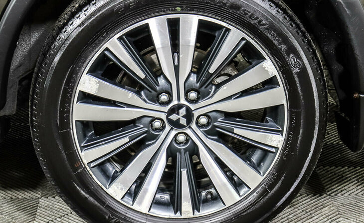 Mitsubishi Outlander - Фото 7