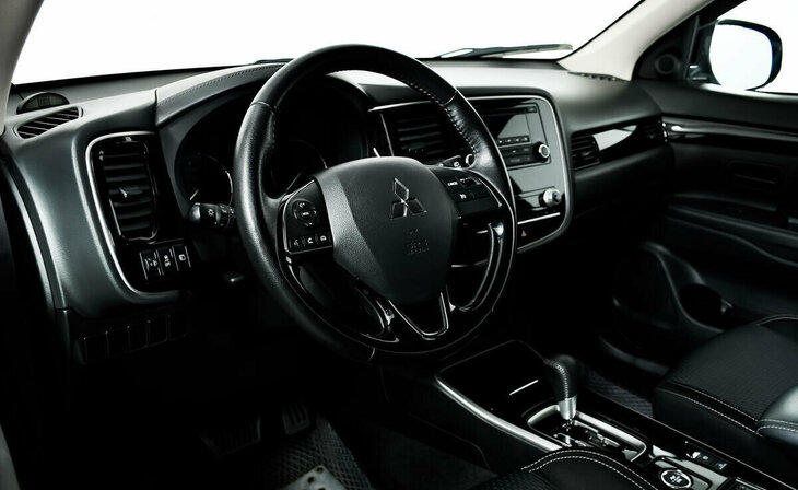 Mitsubishi Outlander - Фото 8