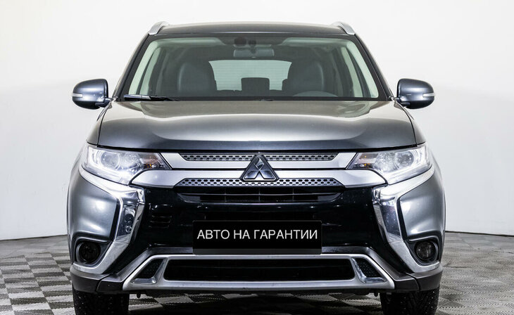 Mitsubishi Outlander - Фото 1