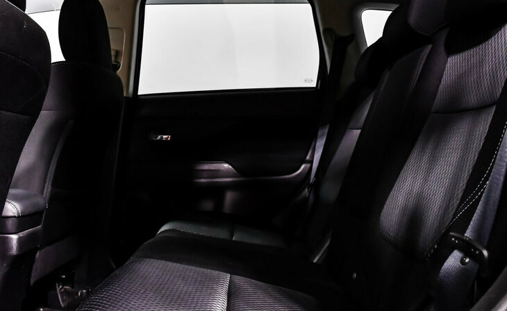 Mitsubishi Outlander - Фото 11