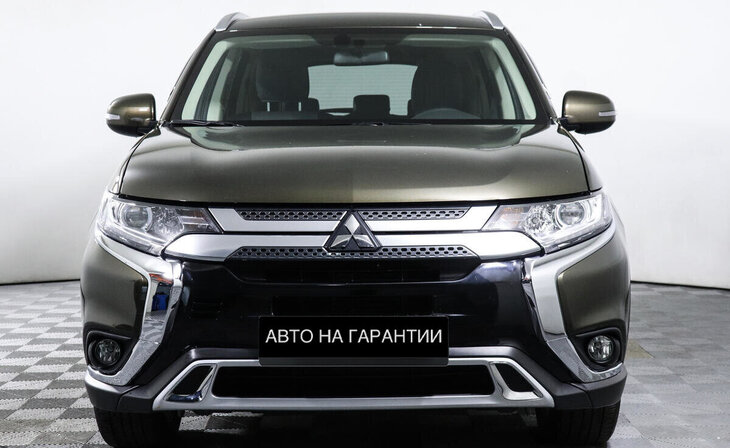 Mitsubishi Outlander - Фото 1