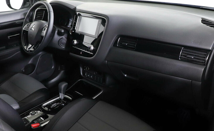 Mitsubishi Outlander - Фото 4