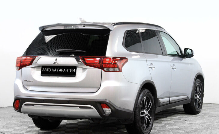 Mitsubishi Outlander - Фото 4