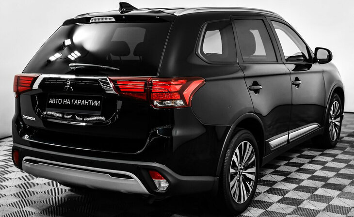 Mitsubishi Outlander - Фото 4