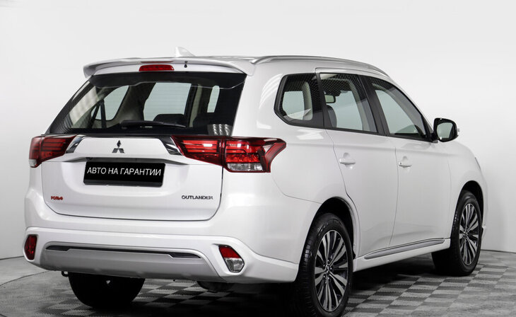 Mitsubishi Outlander - Фото 4