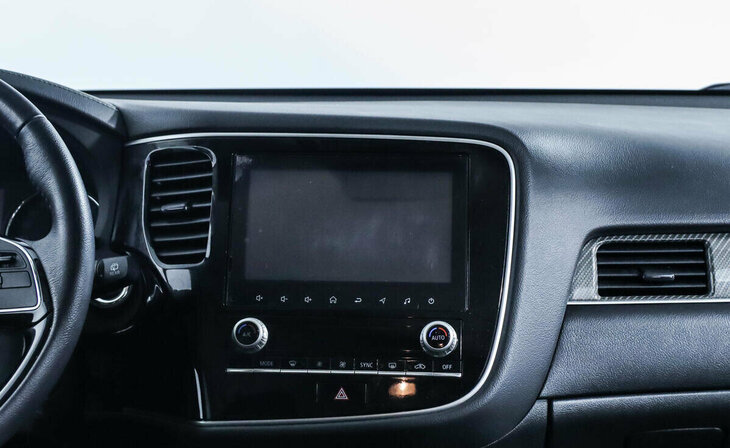 Mitsubishi Outlander - Фото 9