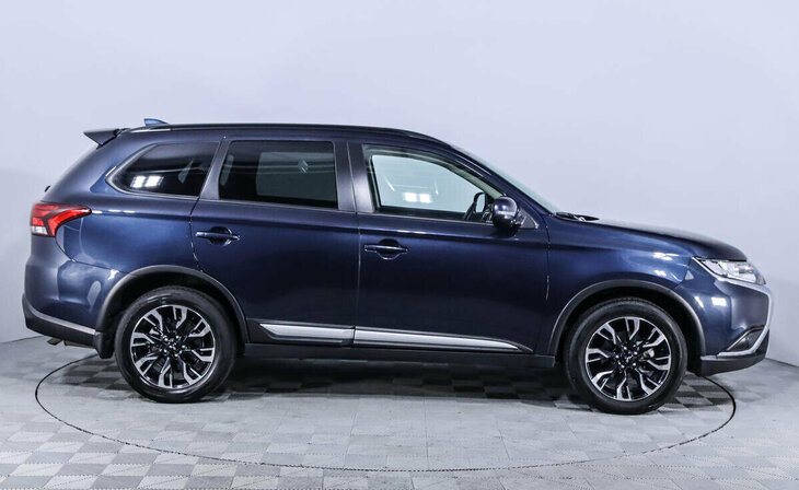 Mitsubishi Outlander - Фото 3