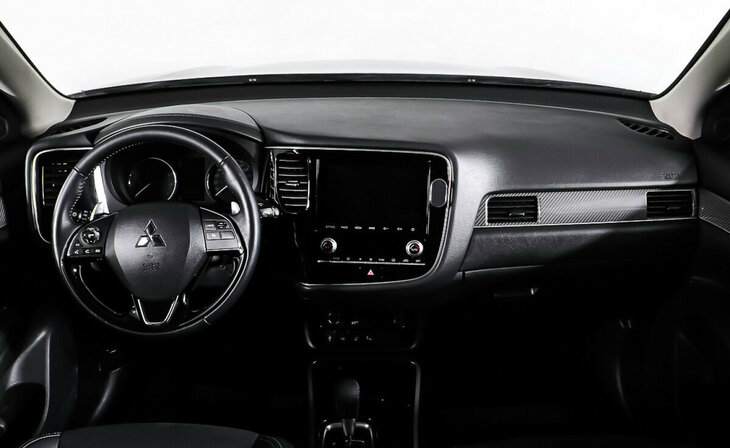 Mitsubishi Outlander - Фото 9