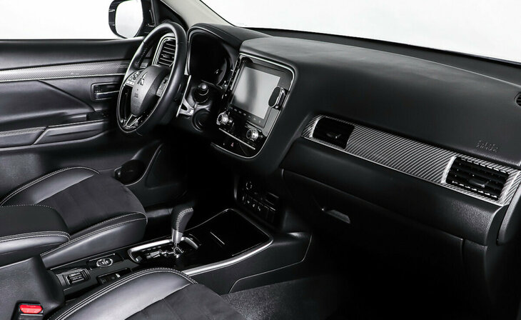 Mitsubishi Outlander - Фото 8
