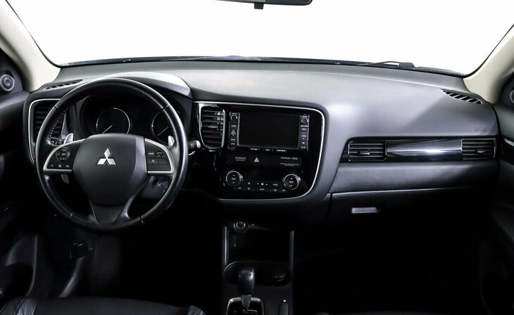 Mitsubishi Outlander - Фото 9