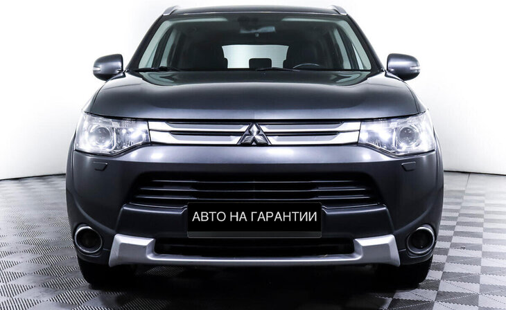 Mitsubishi Outlander - Фото 1