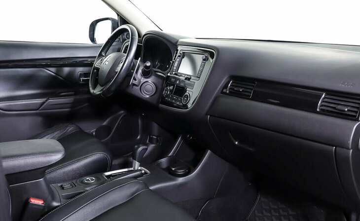 Mitsubishi Outlander - Фото 8