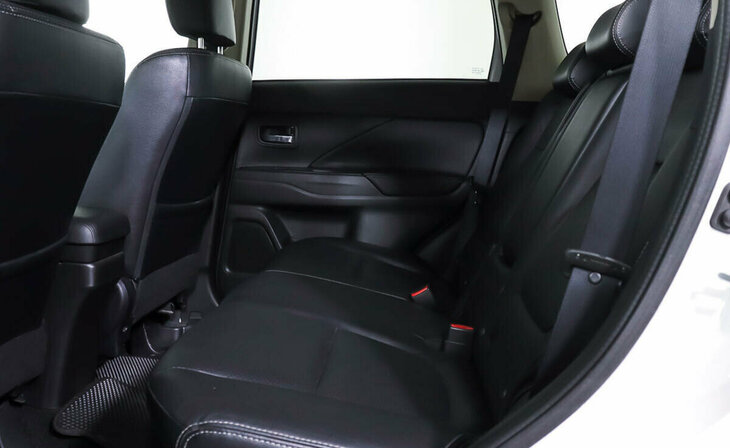 Mitsubishi Outlander - Фото 12