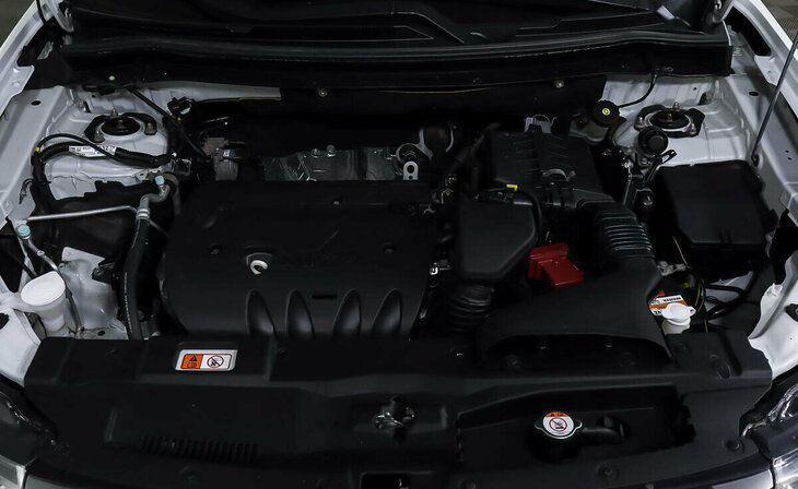 Mitsubishi Outlander - Фото 4