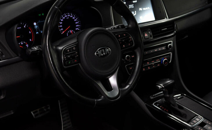 Kia Optima - Фото 9