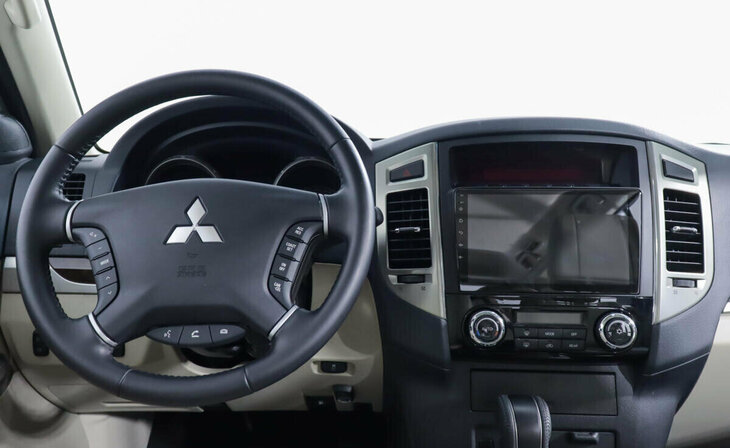 Mitsubishi Pajero - Фото 10