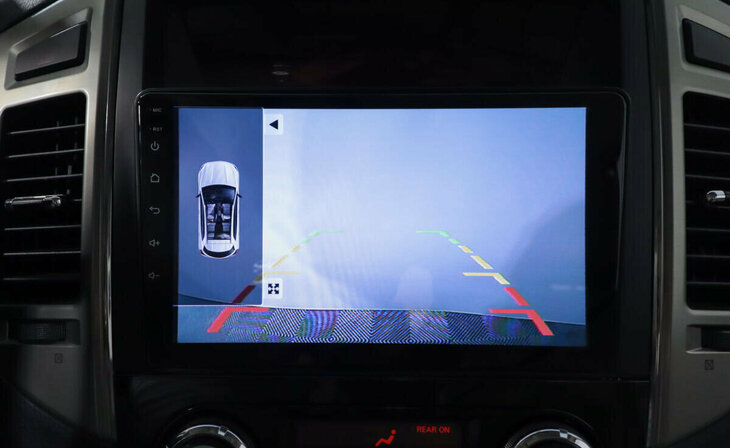 Mitsubishi Pajero - Фото 12