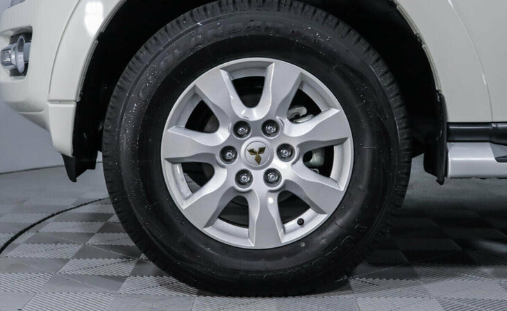 Mitsubishi Pajero - Фото 7