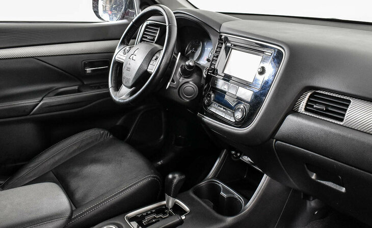 Mitsubishi Outlander - Фото 5