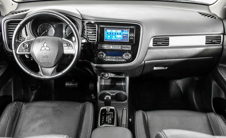 Mitsubishi Outlander - Фото 6