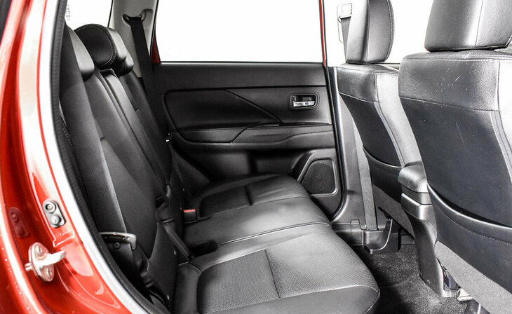 Mitsubishi Outlander - Фото 7