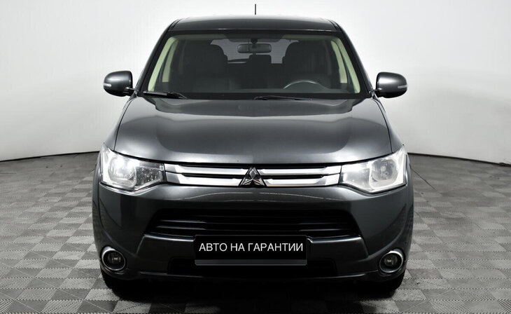Mitsubishi Outlander - Фото 1