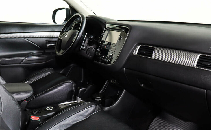 Mitsubishi Outlander - Фото 9