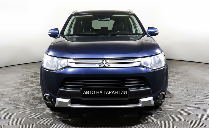 Mitsubishi Outlander - Фото 1