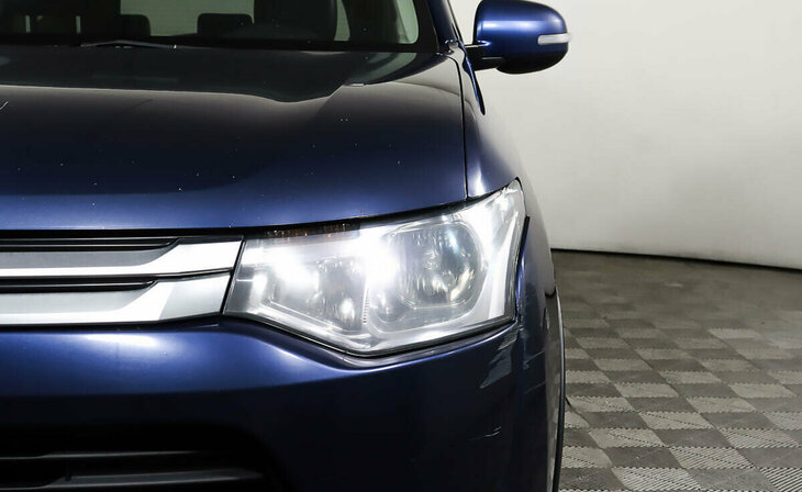 Mitsubishi Outlander - Фото 6