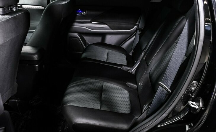 Mitsubishi Outlander - Фото 11