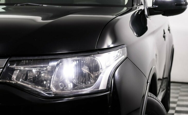 Mitsubishi Outlander - Фото 6