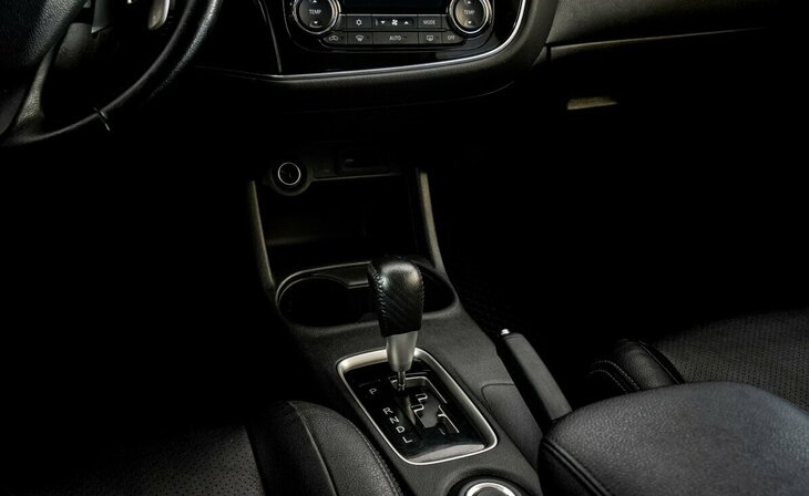 Mitsubishi Outlander - Фото 9