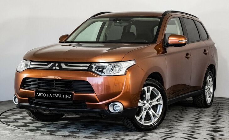 Mitsubishi Outlander - Фото 0