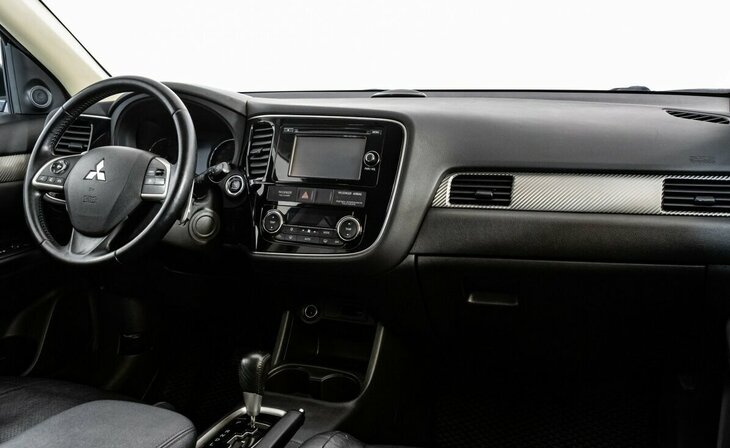 Mitsubishi Outlander - Фото 4