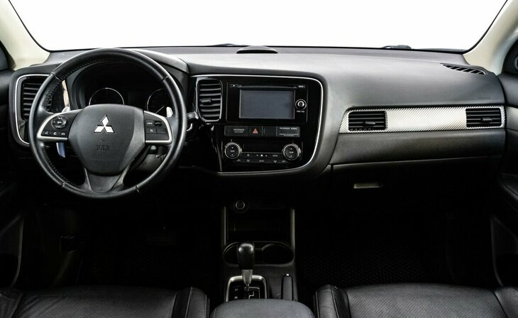 Mitsubishi Outlander - Фото 5