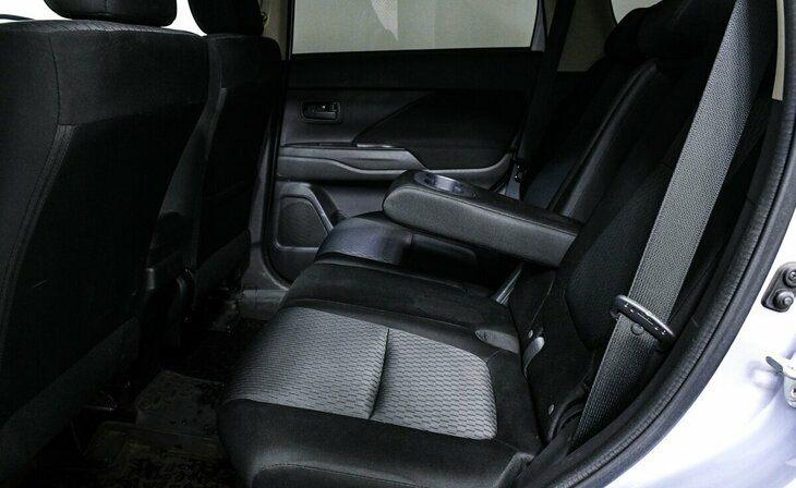 Mitsubishi Outlander - Фото 12