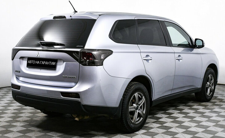 Mitsubishi Outlander - Фото 4