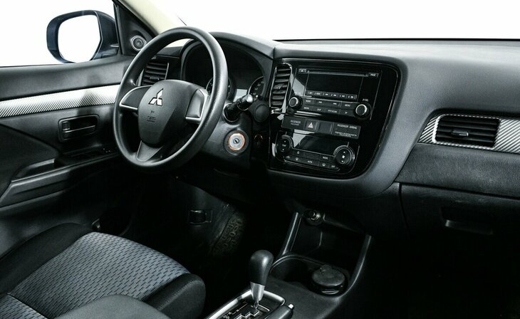 Mitsubishi Outlander - Фото 8