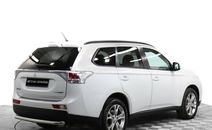 Mitsubishi Outlander - Фото 4