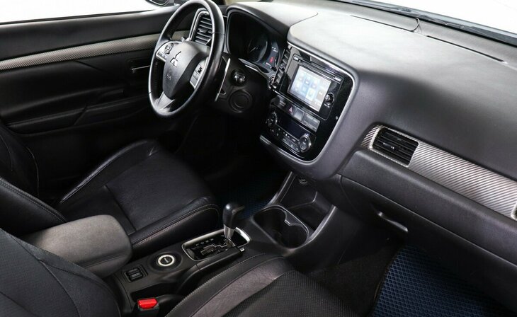 Mitsubishi Outlander - Фото 7
