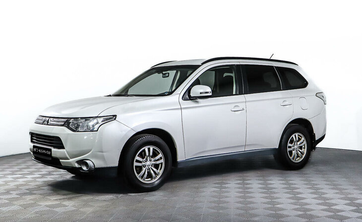 Mitsubishi Outlander - Фото 0