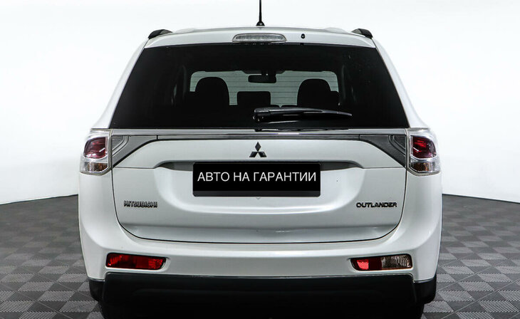 Mitsubishi Outlander - Фото 5