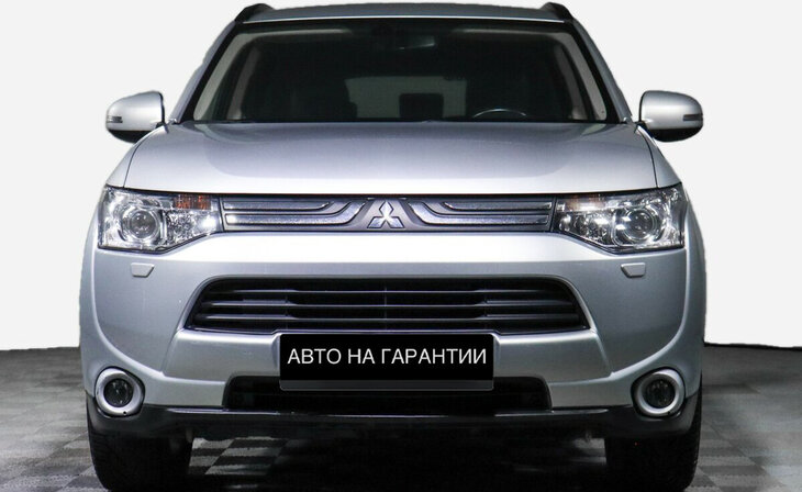 Mitsubishi Outlander - Фото 1