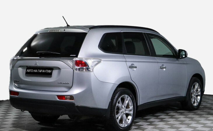 Mitsubishi Outlander - Фото 4