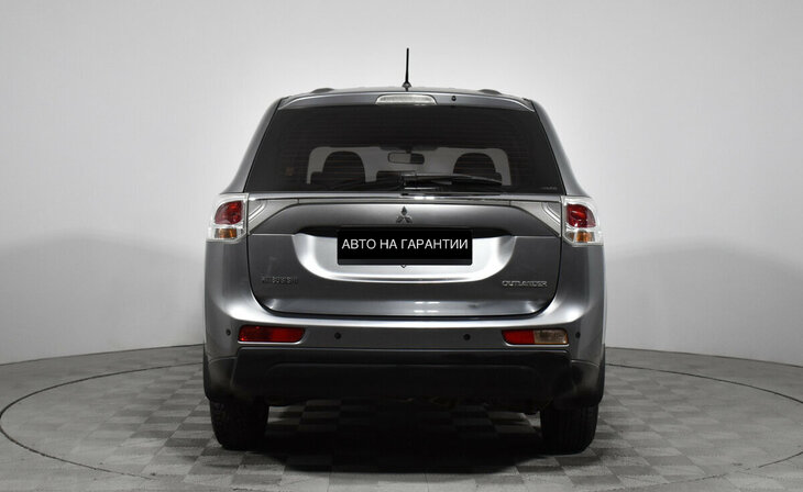 Mitsubishi Outlander - Фото 3