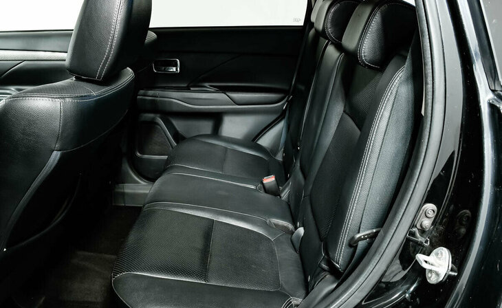 Mitsubishi Outlander - Фото 12